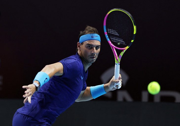 2024-10-19t170209z1049382055up1ekaj1bbknwrtrmadp3tennis-saudi-1729395103845207157008 Rafael Nadal cảm ơn Djokovic sau lần đối đầu cuối cùng - Ảnh 1.