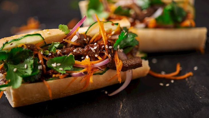 Bánh mì Việt đứng thứ 6 top 50 món ăn đường phố ngon nhất thế giới - Ảnh 1. Bánh mì Việt đứng thứ 6 top 50 món ăn đường phố ngon nhất thế giới - Ảnh 1.