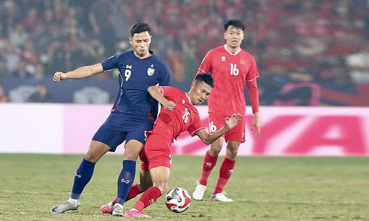 base64-17366467185041962829856 ASEAN CUP 2024: Bóng đá Đông Nam Á xích lại gần nhau - Ảnh 1.