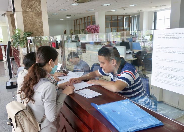 Ai cũng kêu mức giảm trừ gia cảnh cứ 'đứng yên một chỗ' trong khi giá cả tăng cao- Ảnh 1. Ai cũng kêu mức giảm trừ gia cảnh cứ 'đứng yên một chỗ' trong khi giá cả tăng cao- Ảnh 1.